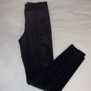 ZARA BLACK VELVET PANTS SIZE LARGE